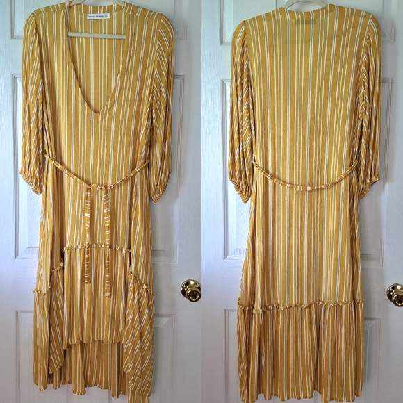 SOLD on another platform 💛 Matilda Peasant Dress - Picture 3 of 11